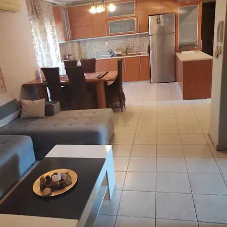 Epanomi Apartments شقة