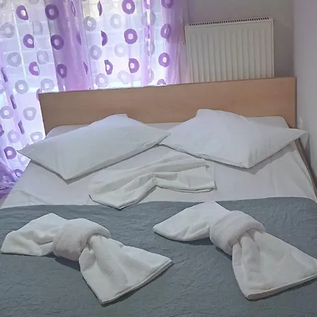 Epanomi Apartments شقة *