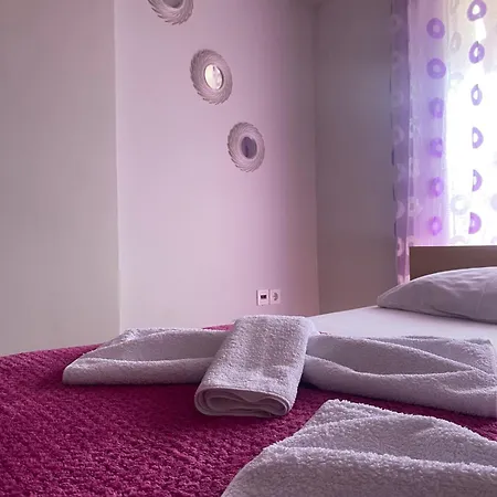 Epanomi Apartments إبانومي