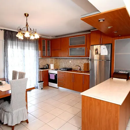 Epanomi Apartments 아파트 *